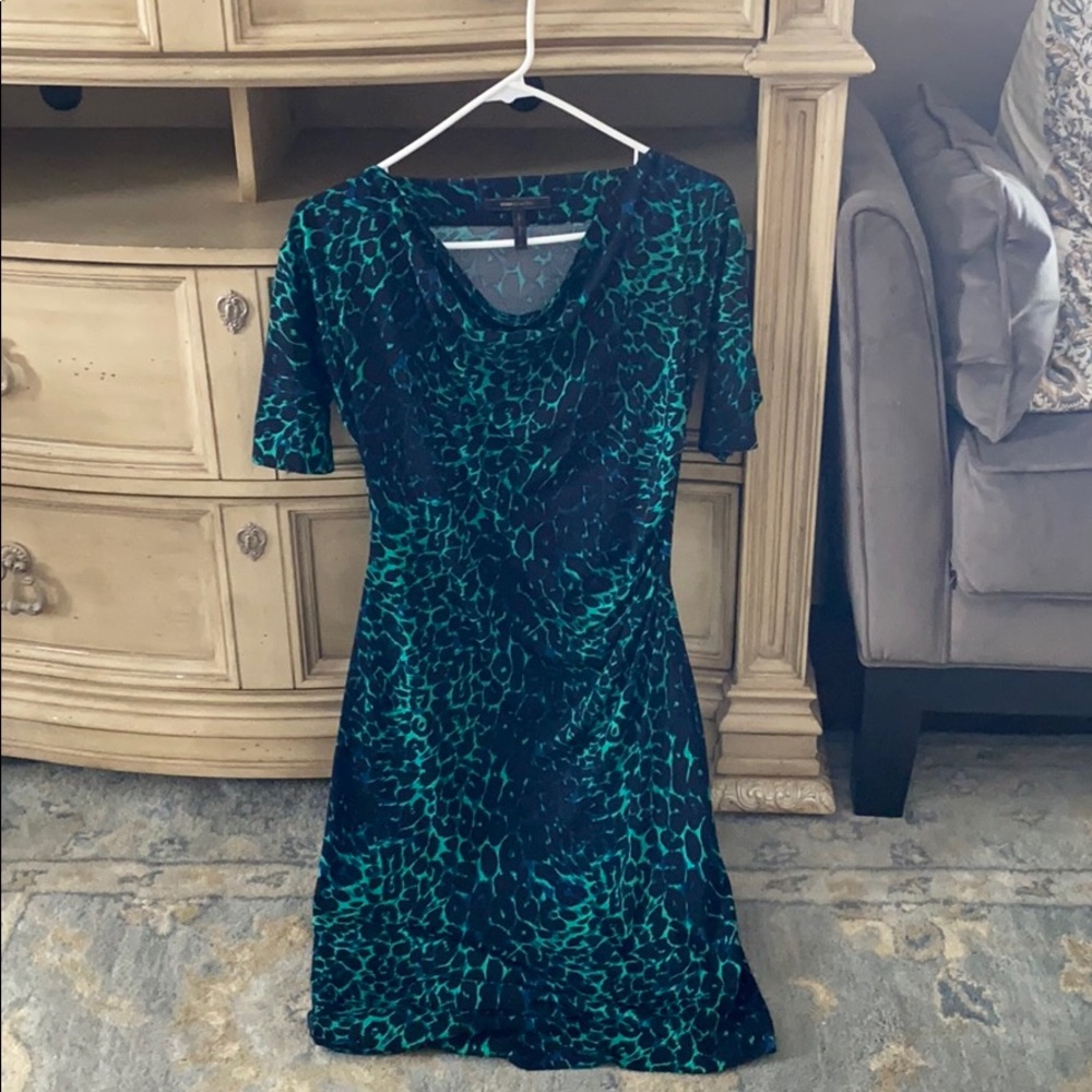 Bcbgmaxazria leopard green blue mid dress S